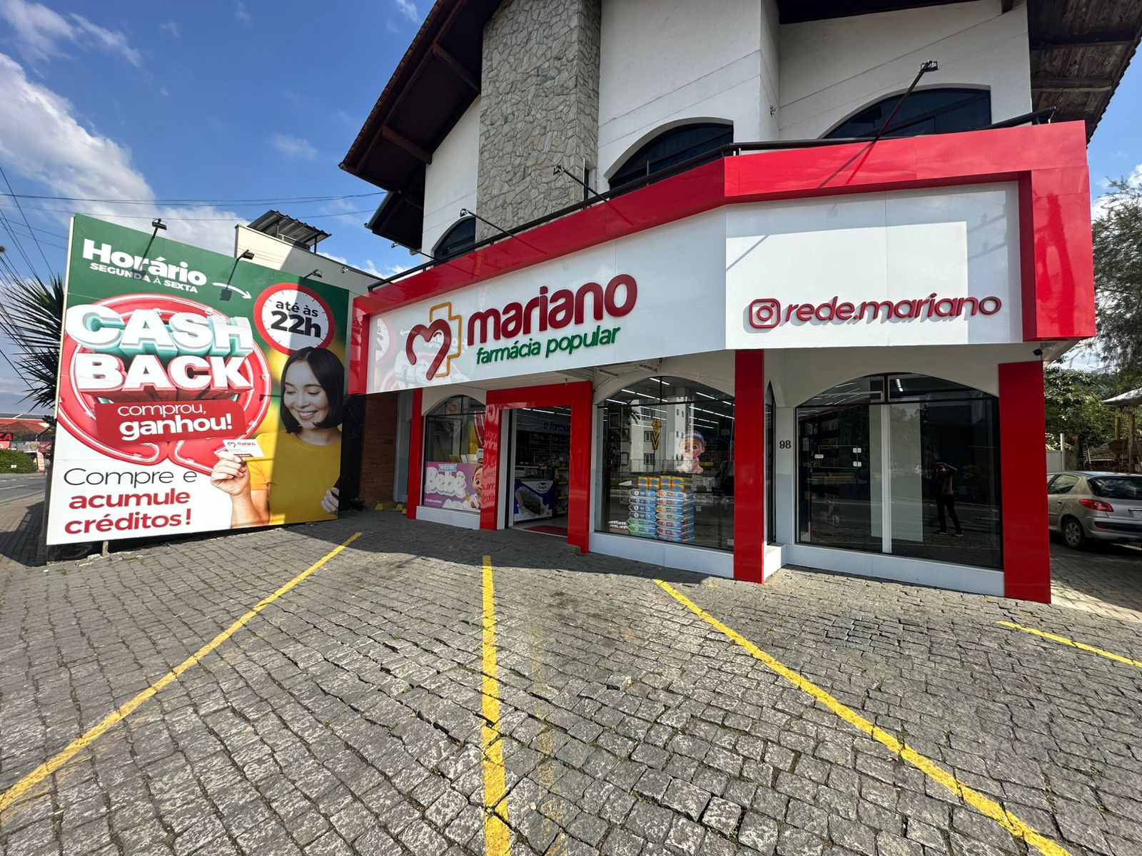 R. Blumenau, 98 - Centro